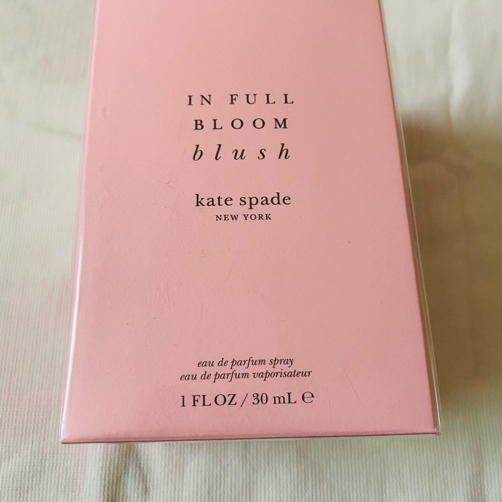 (Sold) Kate Spade fragrance 🌸In Full Bloom Blush🌸